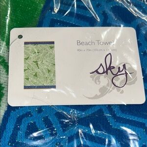 Sky Hilo Beach Towel NWT
